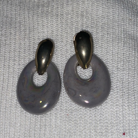 Costume Jewelry Earrings - Picture 1 of 1